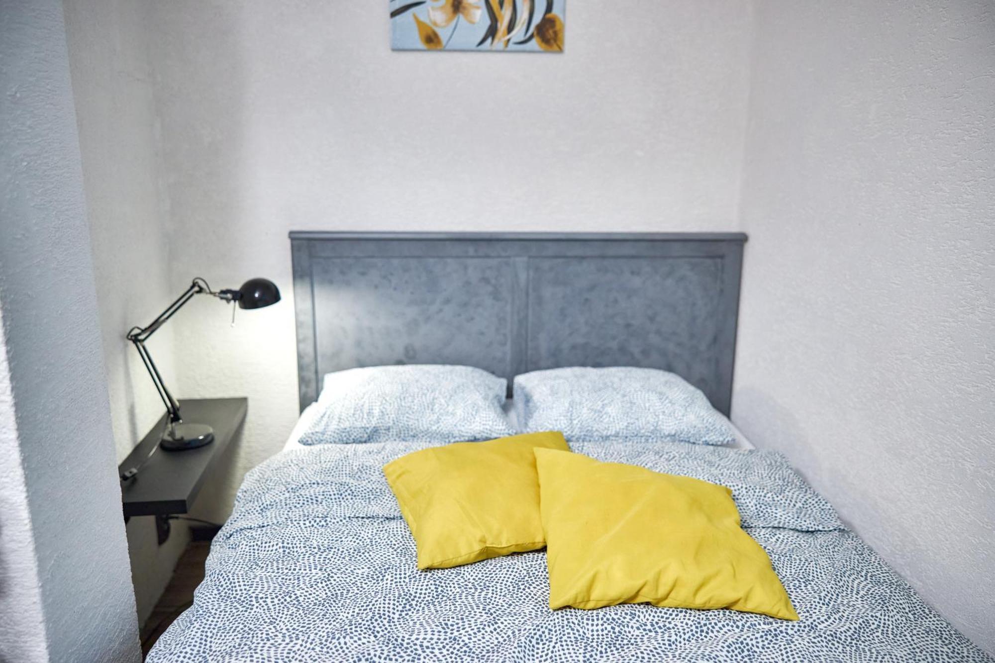 Mahalo Apartment บราติสลาวา ภายนอก รูปภาพ
